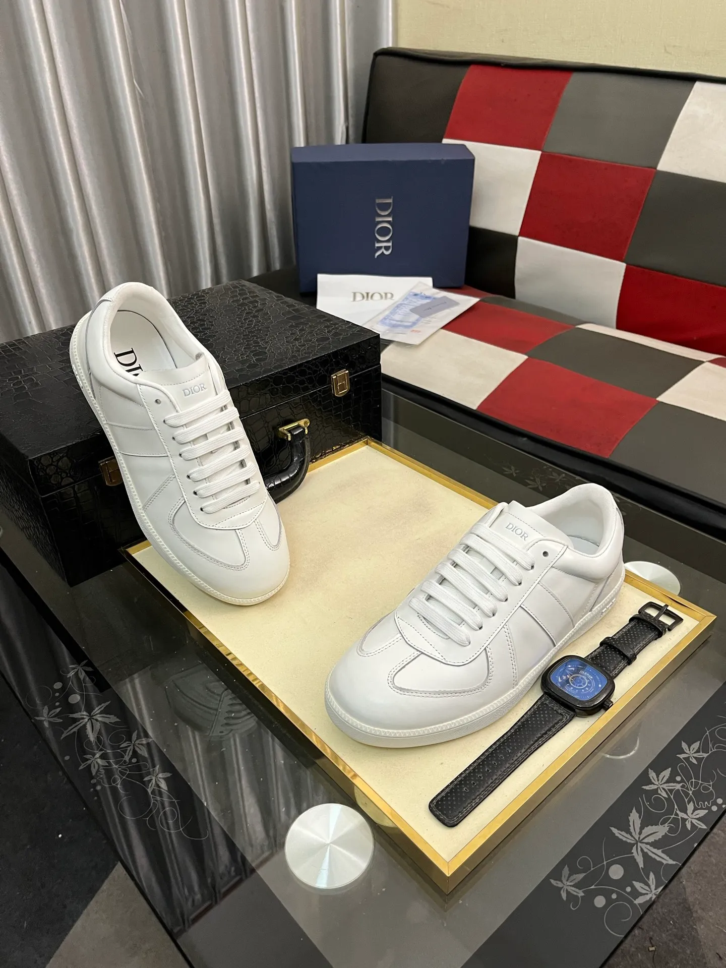Men's shoes 💰400⌚️⌚️[Dior] Dior's new casual men's shoes are launched in Hong Kong counters. Official website 1:1 production. Original Italian materials. Designed by European and American masters. Perfect shape to create counter quality. Solid color rubber wear-resistant outsole and classic dazzling head! Super versatile and very comfortable. High-end without losing taste, fashionable and novel! ! Absolute focus! Code number: 38-444️⃣Colors available